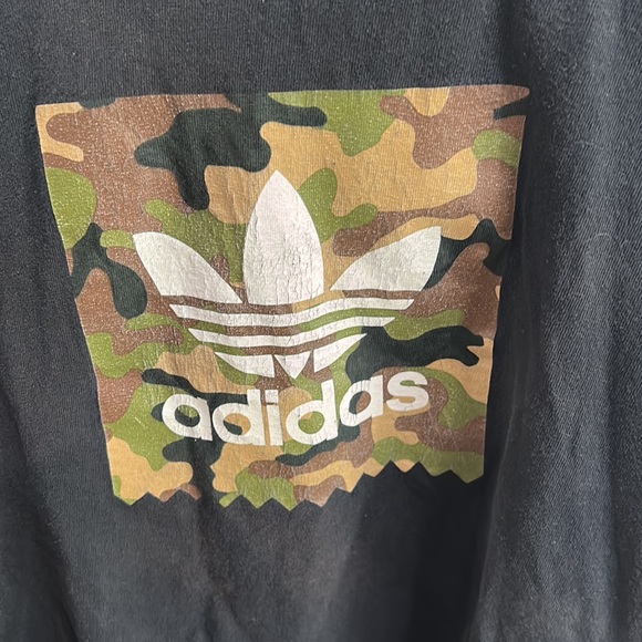 Adidas Youth XL Tshirt - Picture 2 of 5